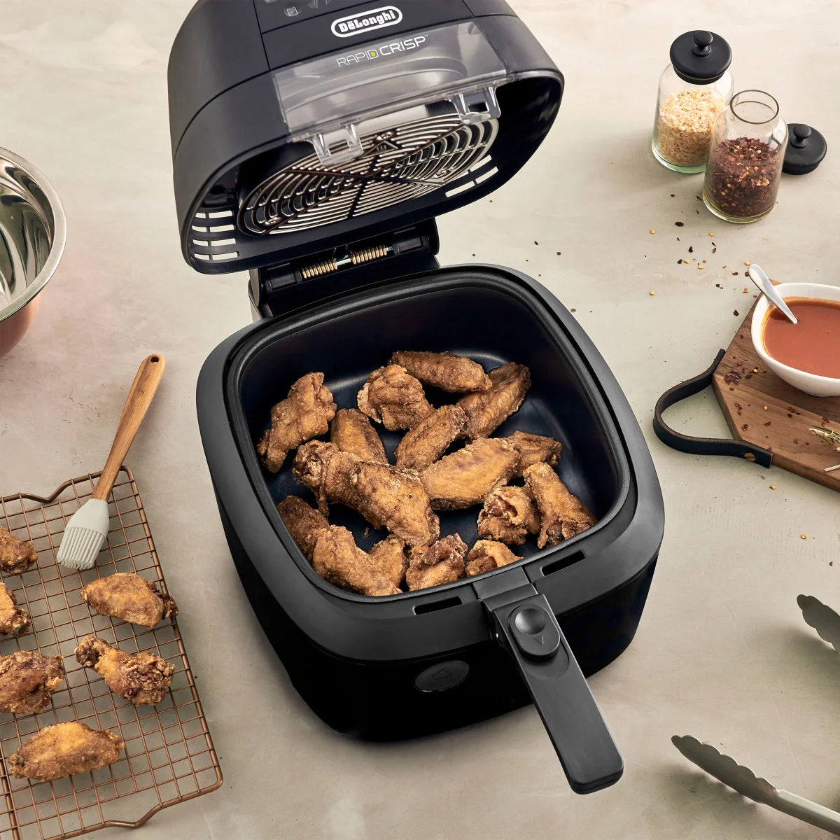 De'Longhi Rapid Crisp 3.8 L (4 qt.) Air Fryer