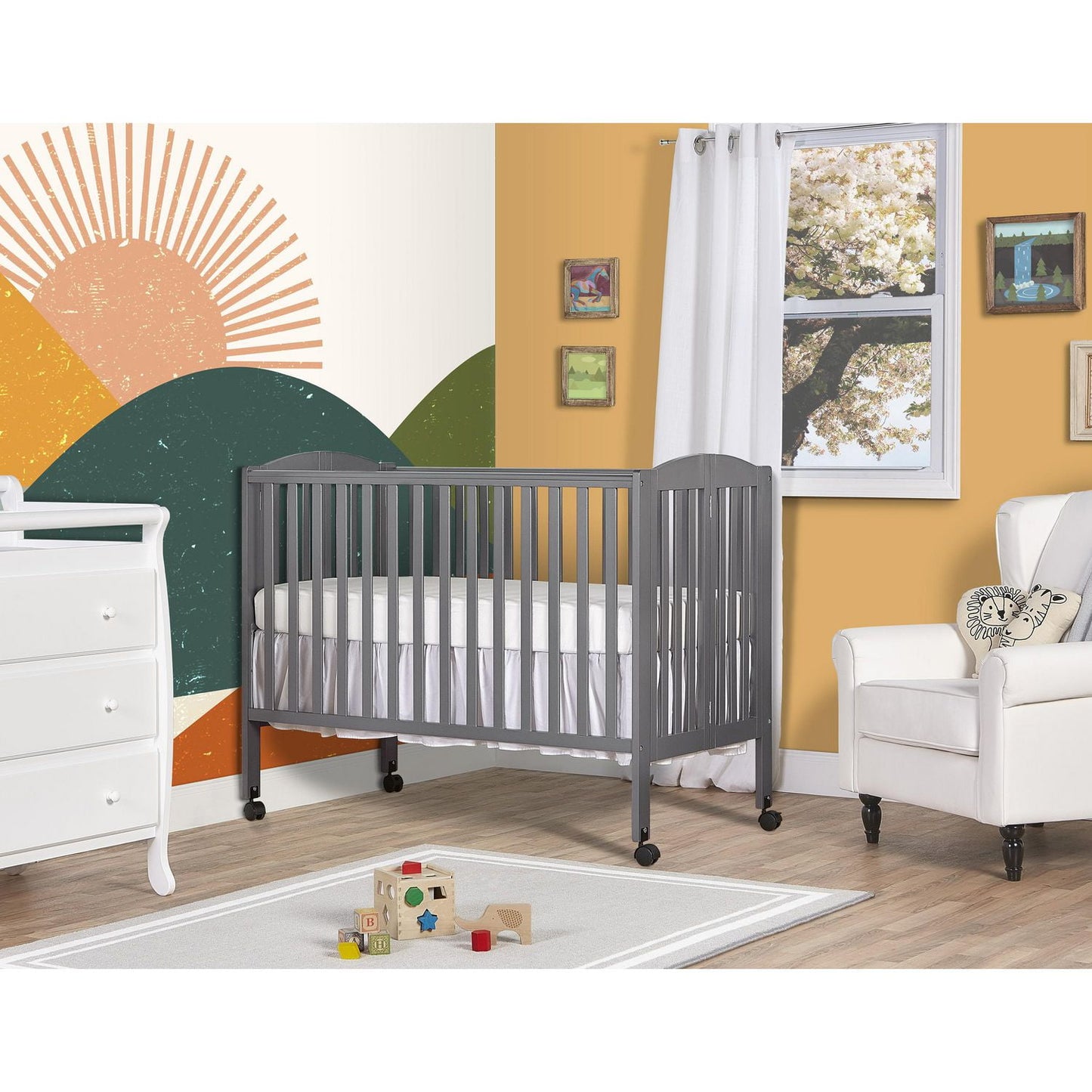 Dream On Me Folding Full-Size Crib