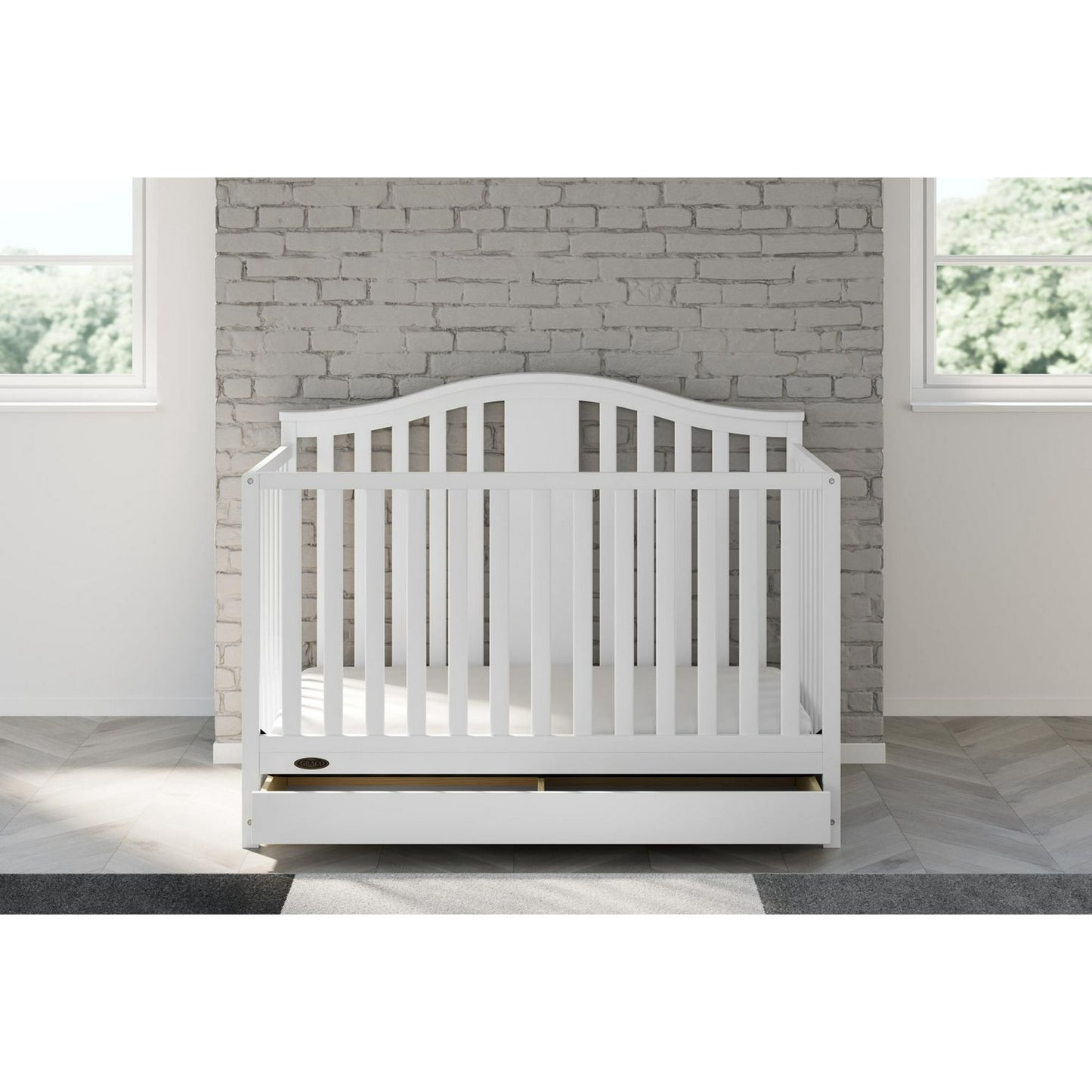 Graco Solano 4-in-1 Convertible Crib with Drawer